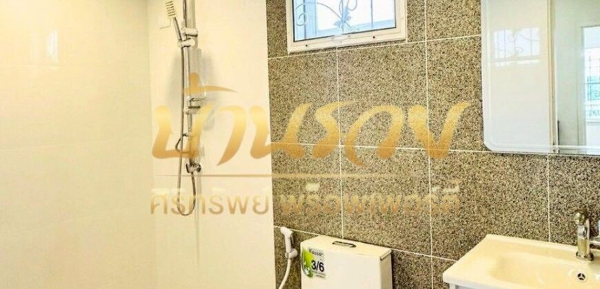 ทาวน์เฮาส์ 2ชั้น หมู่บ้านเดอะคอนเนค6 (บางนาตราดกม.8) ใกล้เมกาบางนา ตกแต่งสไตล์มินิมอลพร้อมเข้าอยู่