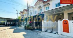 ทาวน์เฮาส์ 2ชั้น หมู่บ้านเดอะคอนเนค6 (บางนาตราดกม.8) ใกล้เมกาบางนา ตกแต่งสไตล์มินิมอลพร้อมเข้าอยู่