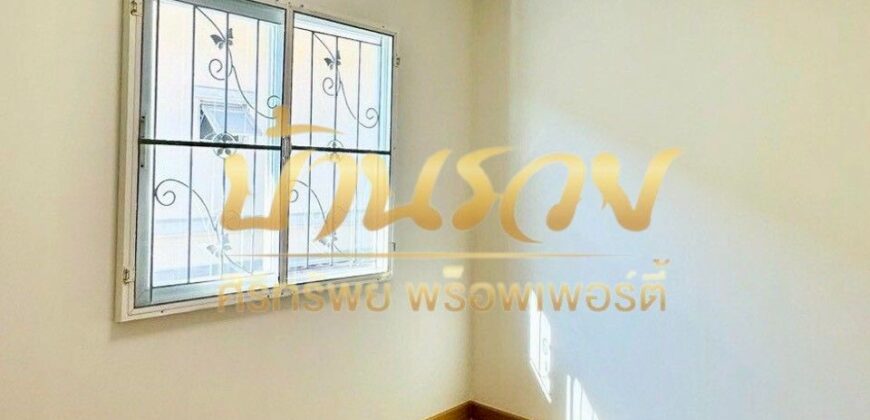 ทาวน์เฮาส์ 2ชั้น หมู่บ้านเดอะคอนเนค6 (บางนาตราดกม.8) ใกล้เมกาบางนา ตกแต่งสไตล์มินิมอลพร้อมเข้าอยู่