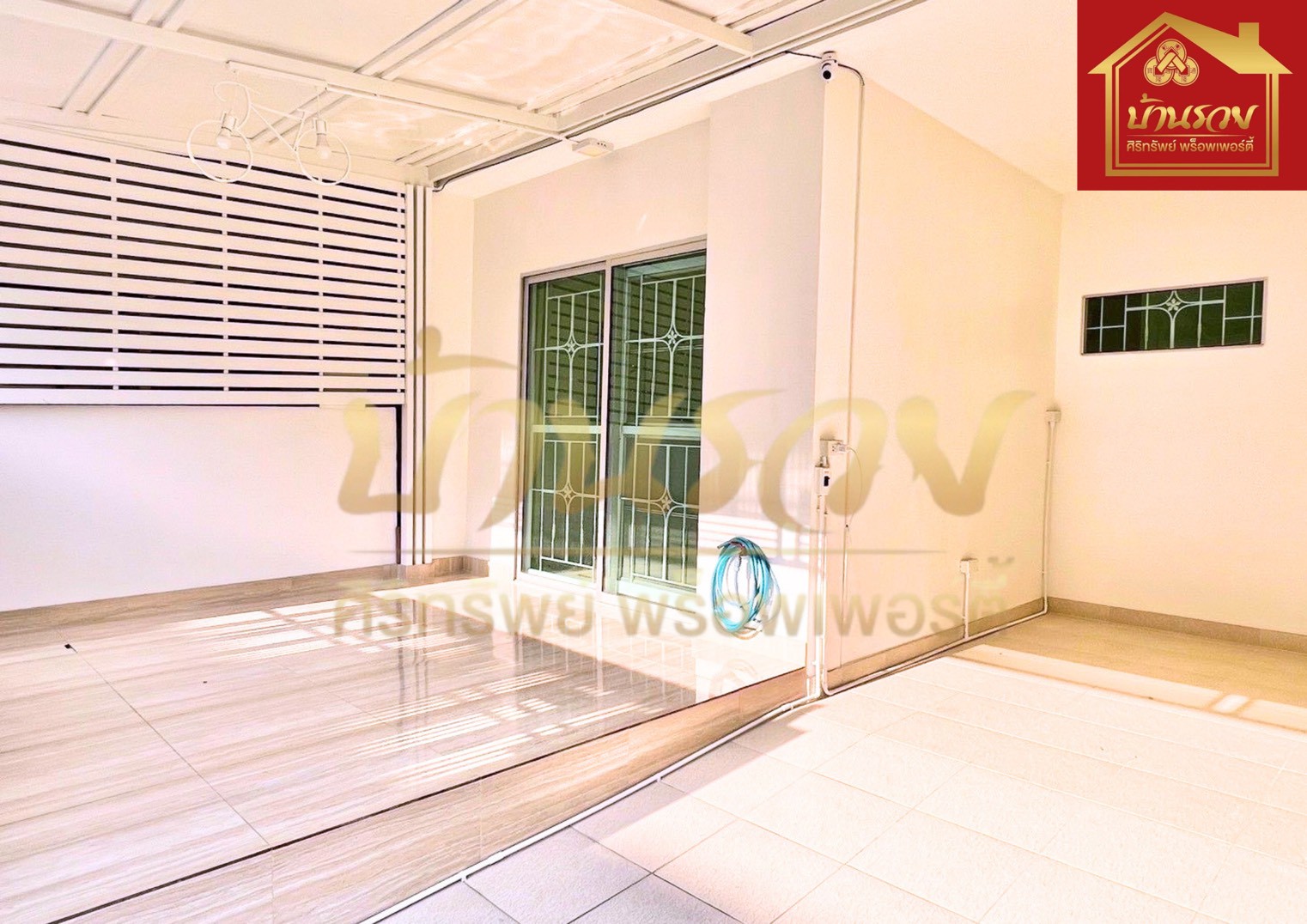 LINE_ALBUM_2832569 BE _1_260329_2